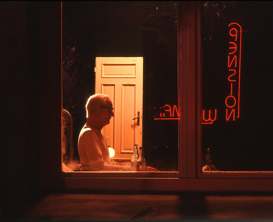 VATERBILDER | FATHERPICTURES - Part II - Der Vertrag / The contract- 2004 &copy;  Burkhard Philipp von Harder